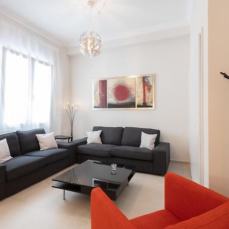 Modern 2-Bedroom Apt, 200M From The Acropolis Atenas Exterior foto